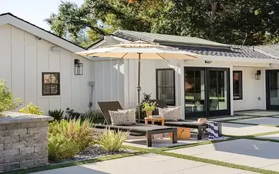 Luxury Backyard Patio Pavers